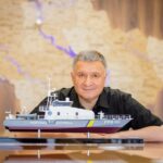 Аваков назвал дату спуска на воду первого катера OCEA FPB 98 для Морохраны