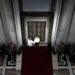 Что такое открытие Святых врат в Ватикане?