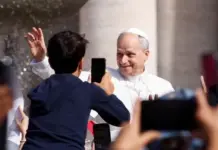 Папа римский Лев XIV запретил католикам многоженство